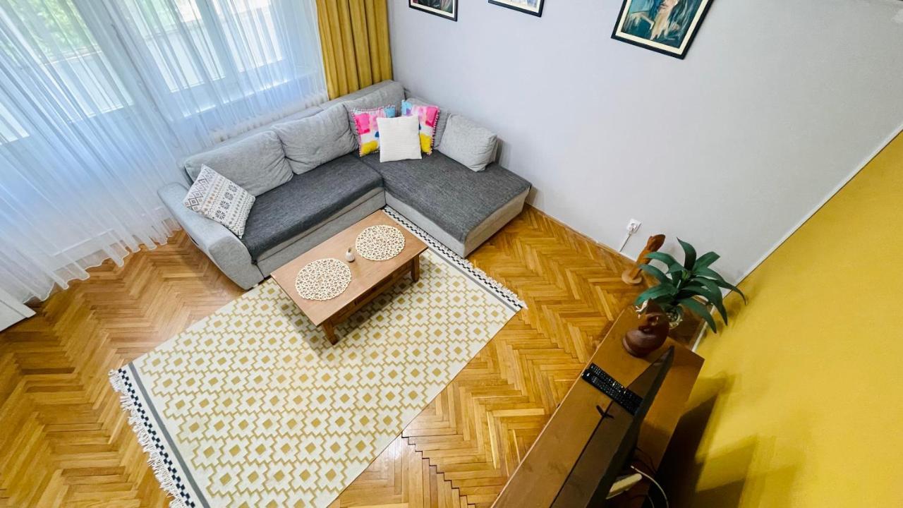 Apartman Jelena II Lägenhet Sremska Mitrovica Exteriör bild