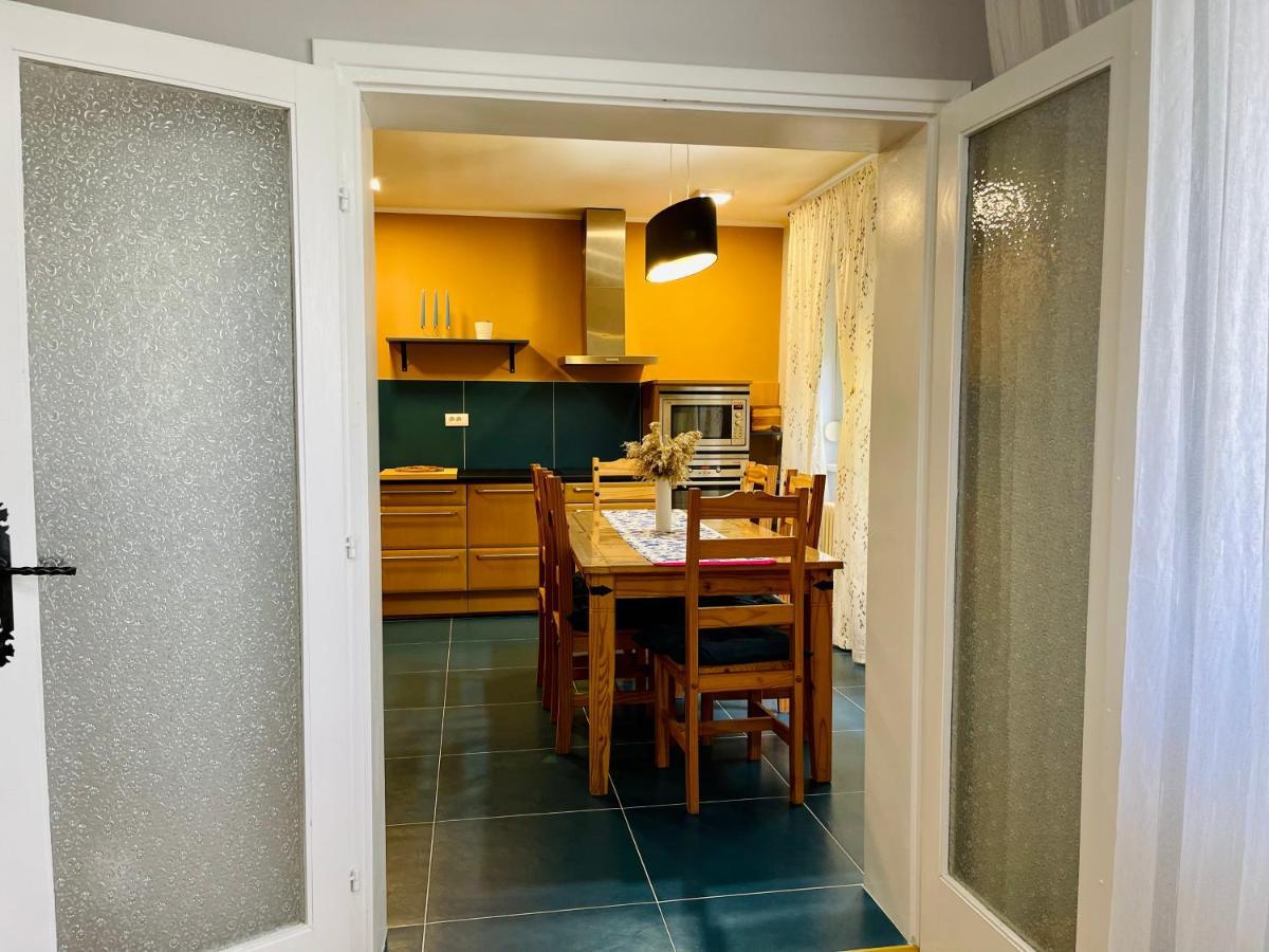 Apartman Jelena II Lägenhet Sremska Mitrovica Exteriör bild