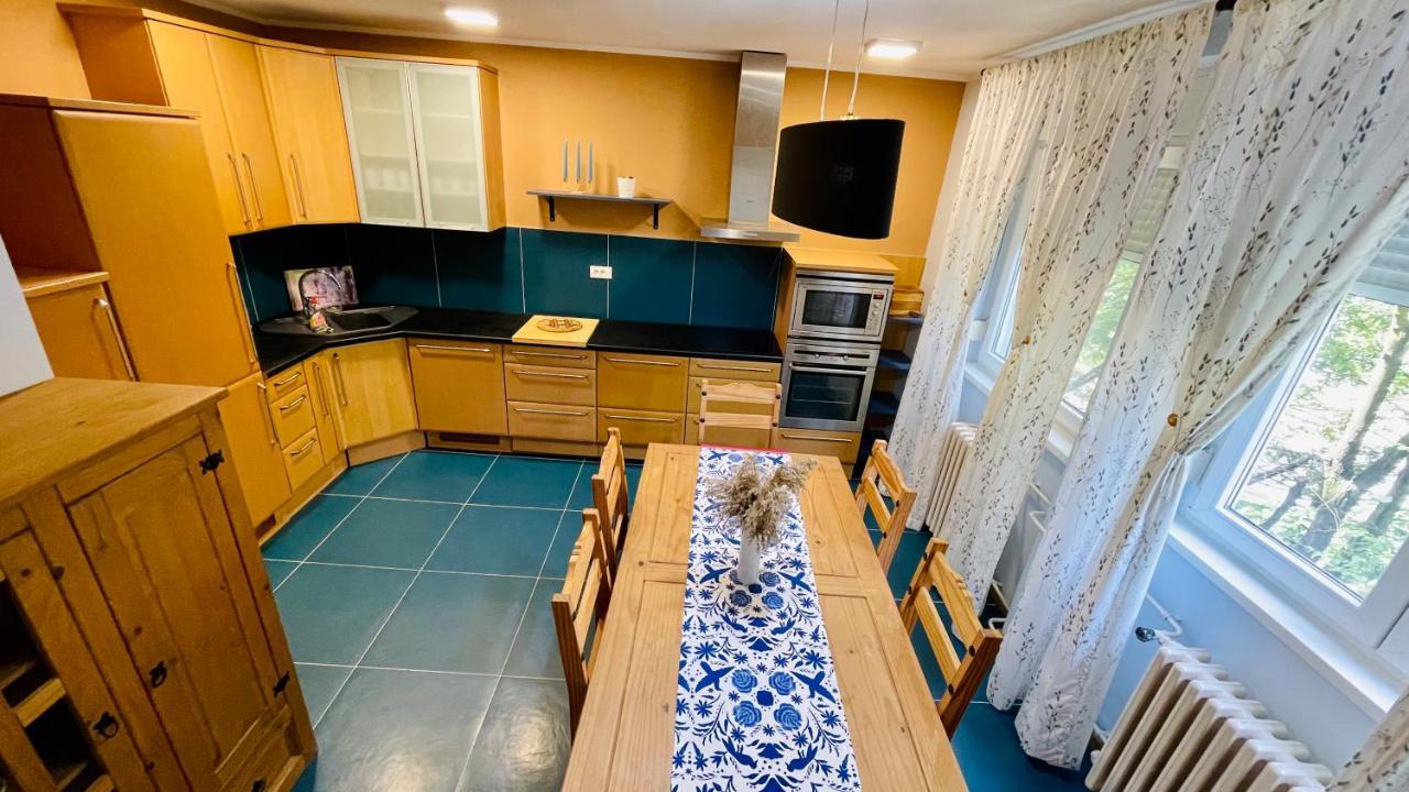 Apartman Jelena II Lägenhet Sremska Mitrovica Exteriör bild