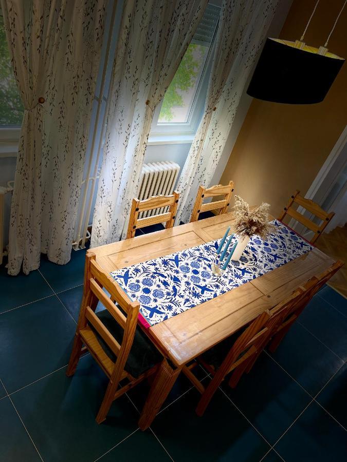 Apartman Jelena II Lägenhet Sremska Mitrovica Exteriör bild